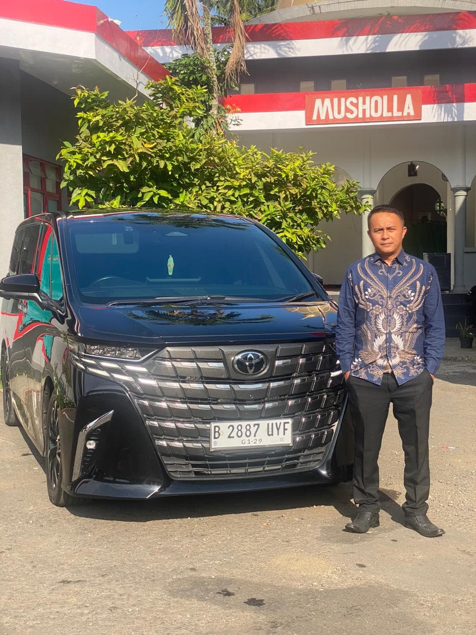 Sewa Mobil Pelayanan Kementerian ESDM Tasikmalaya: Solusi Transportasi Dinas yang Cepat dan Profesional
