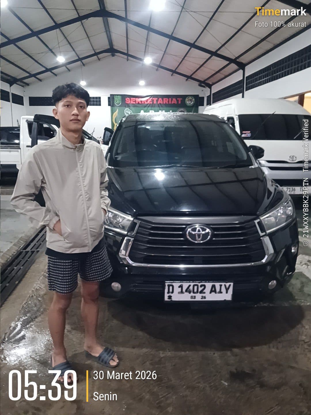 Rental Mobil Tamansari Tasikmalaya: Cek Harga, Lepas Kunci!